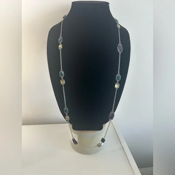 Elegant Multi-Color Gemstone Necklace - Picture 2 of 7